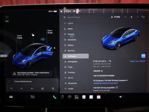 Used 2019 Tesla Model 3 Long Range AWD/4WD image 18
