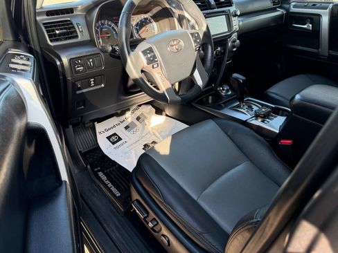 Used 2019 Toyota 4Runner SR5 Premium AWD/4WD image 14