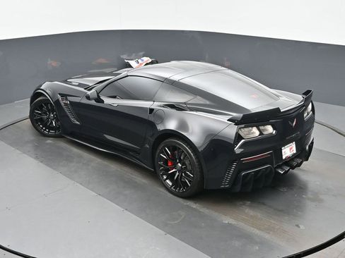 Used 2016 Chevrolet Corvette Z06 w/ 2LZ Preferred Equipment Group image 34