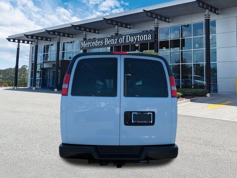 Used 2025 Chevrolet Express 2500 w/ Driver Convenience Package image 5
