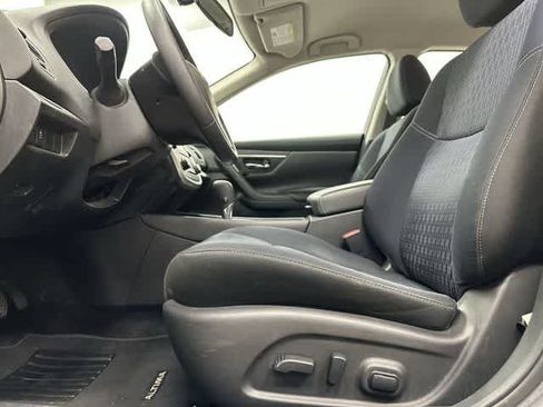 Used 2017 Nissan Altima 2.5 SV FWD image 26