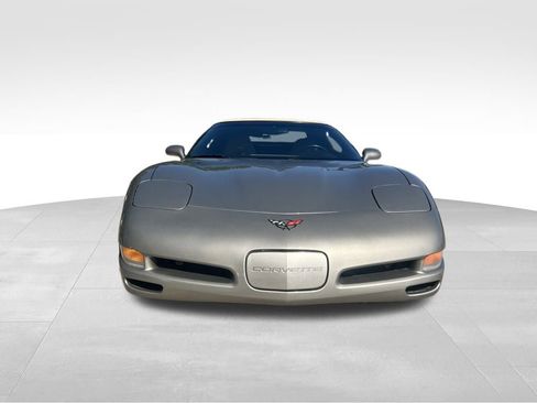 Used 1998 Chevrolet Corvette Convertible w/ Performance Handling Pkg image 8