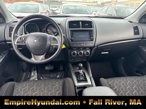 Used 2024 Mitsubishi Outlander Sport 2.0 S 4D Sport Utility image 13