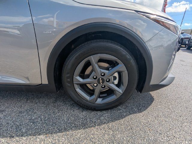 New 2026 Kia K4 FWD image 8