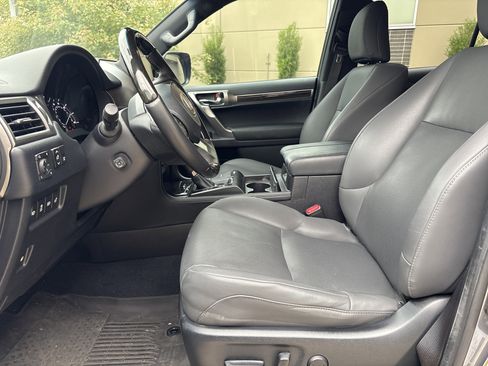 Used 2023 Lexus GX 460 Premium image 16