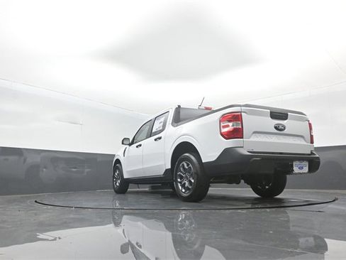 New 2025 Ford Maverick XLT image 35
