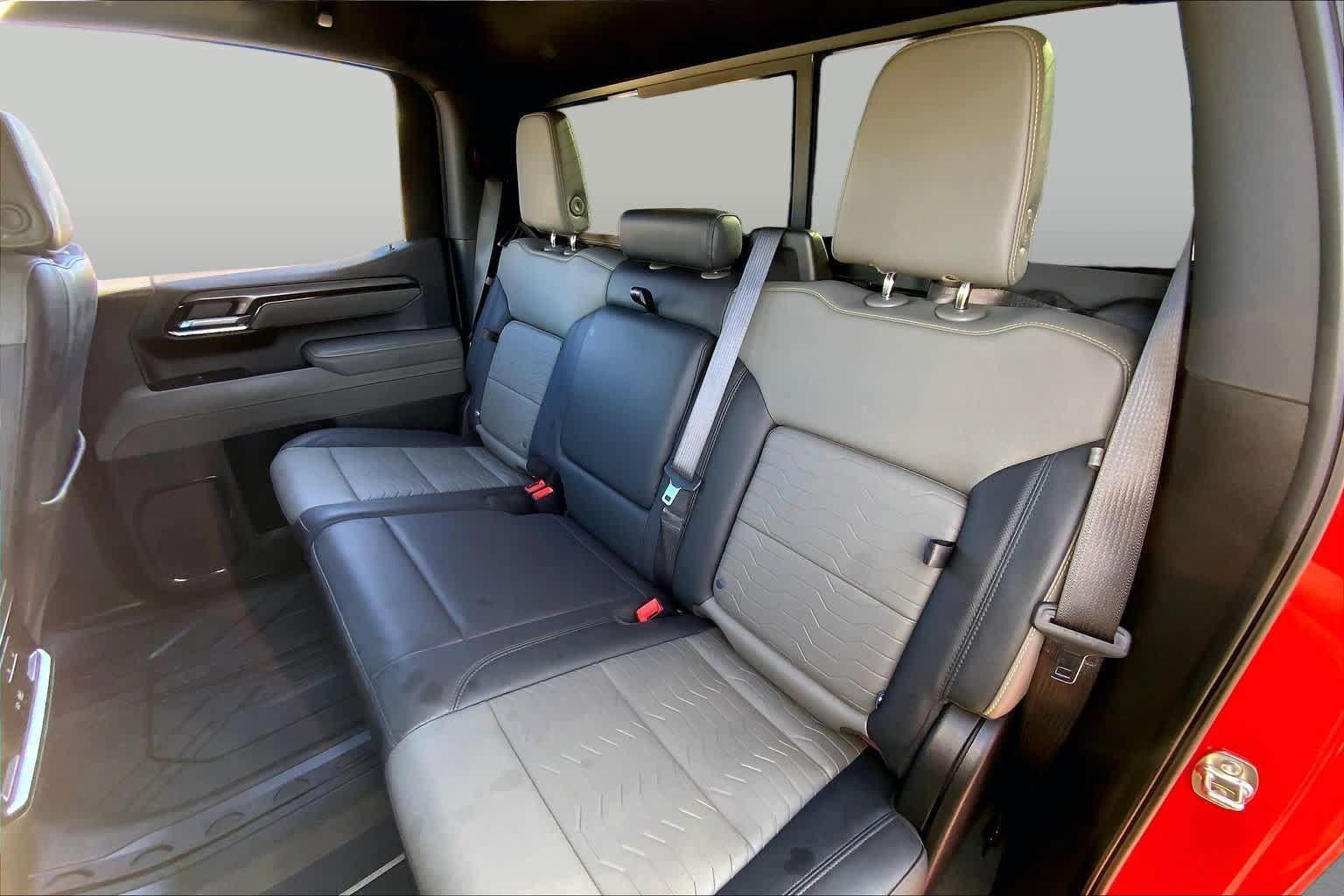 Certified 2025 Chevrolet Silverado 1500 ZR2 w/ Technology Package AWD/4WD image 21