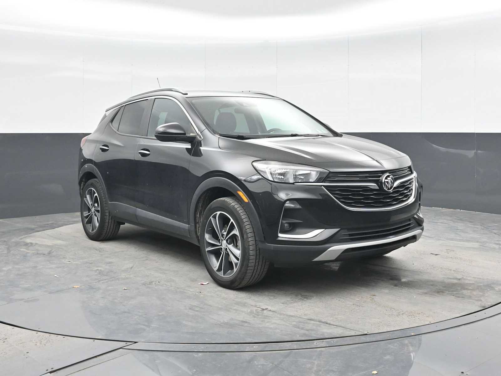 Used 2023 Buick Encore GX Select w/ Safety Package II AWD/4WD image 7
