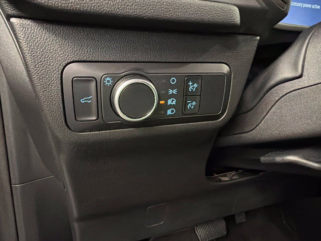 Used 2023 Ford Escape Active w/ Tech Pack #1 AWD/4WD image 23