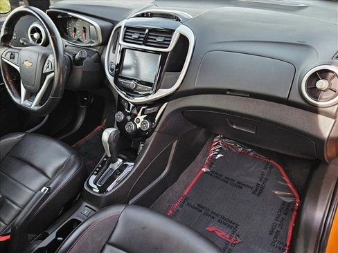 Used 2017 Chevrolet Sonic Premier w/ Driver Confidence Package image 21