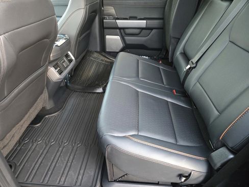 New 2025 Ford F150 Lariat w/ Equipment Group 502A High image 7