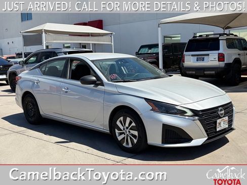 Used 2024 Nissan Altima 2.5 S FWD image 1