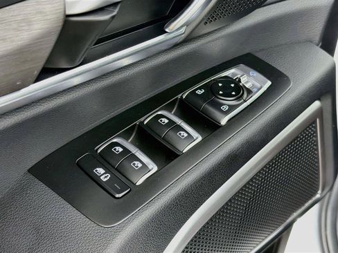Used 2025 Kia Telluride EX X-Line AWD/4WD image 24