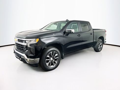 Used 2022 Chevrolet Silverado 1500 LT image 3