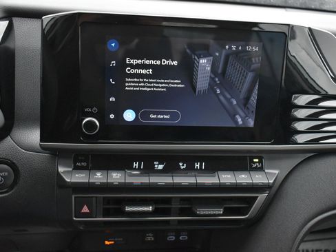 Used 2025 Toyota Camry LE image 25