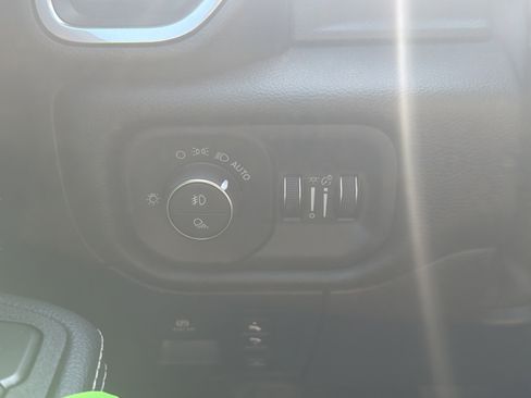 New 2026 RAM 1500 Laramie w/ Night Edition AWD/4WD image 13