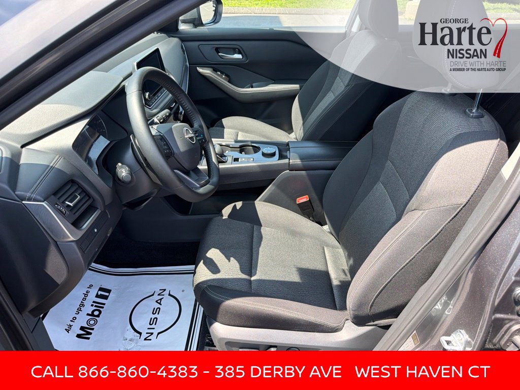 Certified 2026 Nissan Rogue SV AWD/4WD image 13