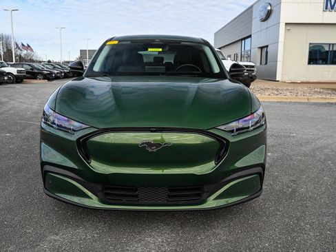 Used 2025 Ford Mustang Mach-E Premium image 10