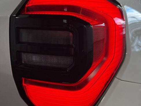 Used 2025 Toyota 4Runner SR5 image 15