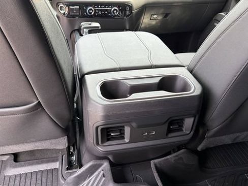 Used 2026 Chevrolet Silverado 1500 LT Trail Boss w/ LT Trail Boss Premium Package AWD/4WD image 20