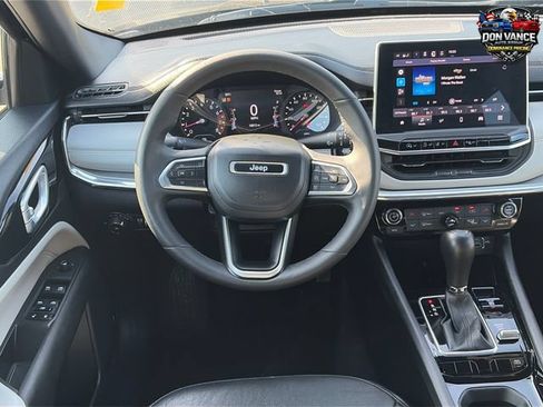 Used 2023 Jeep Compass Limited AWD/4WD image 14