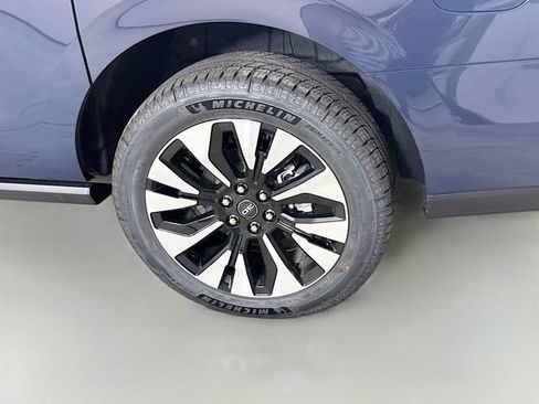 New 2027 Ford Expedition Max Platinum AWD/4WD image 32