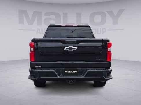 Used 2026 Chevrolet Silverado 1500 RST w/ LPO, Dark Essentials Package AWD/4WD image 4