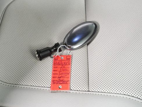 Used 2025 Hyundai Tucson Limited AWD/4WD image 39