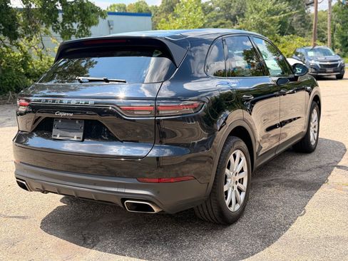Used 2019 Porsche Cayenne AWD/4WD image 6