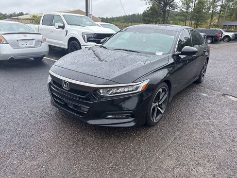 Used 2020 Honda Accord Sport image 3
