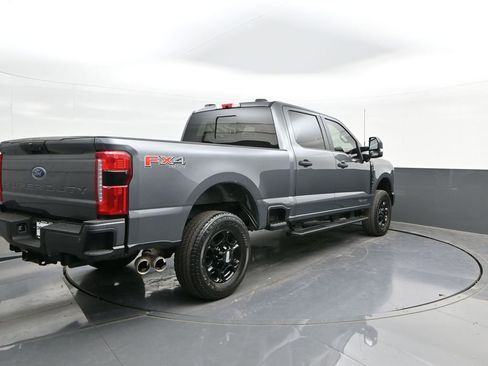 Used 2024 Ford F250 XL w/ STX Appearance Package image 11
