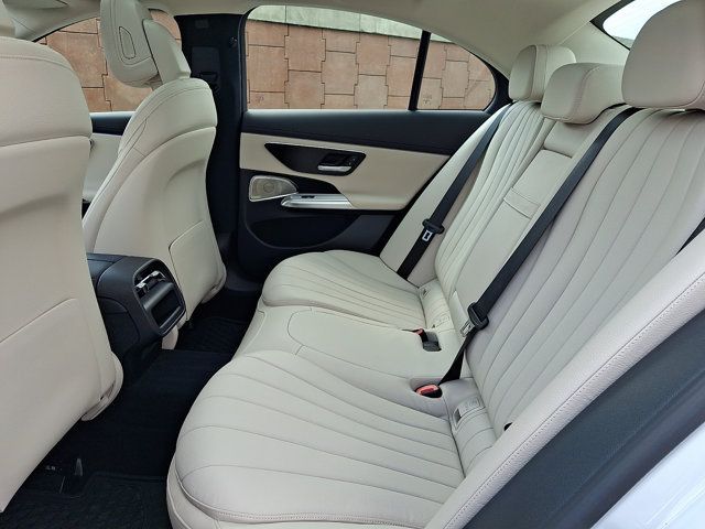 Used 2024 Mercedes-Benz E 350 4MATIC Sedan image 10