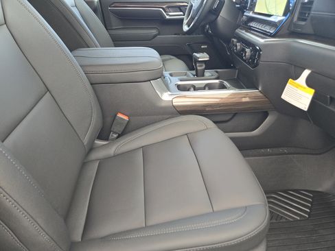 New 2026 Chevrolet Silverado 1500 LT Trail Boss w/ LT Trail Boss Premium Package image 10