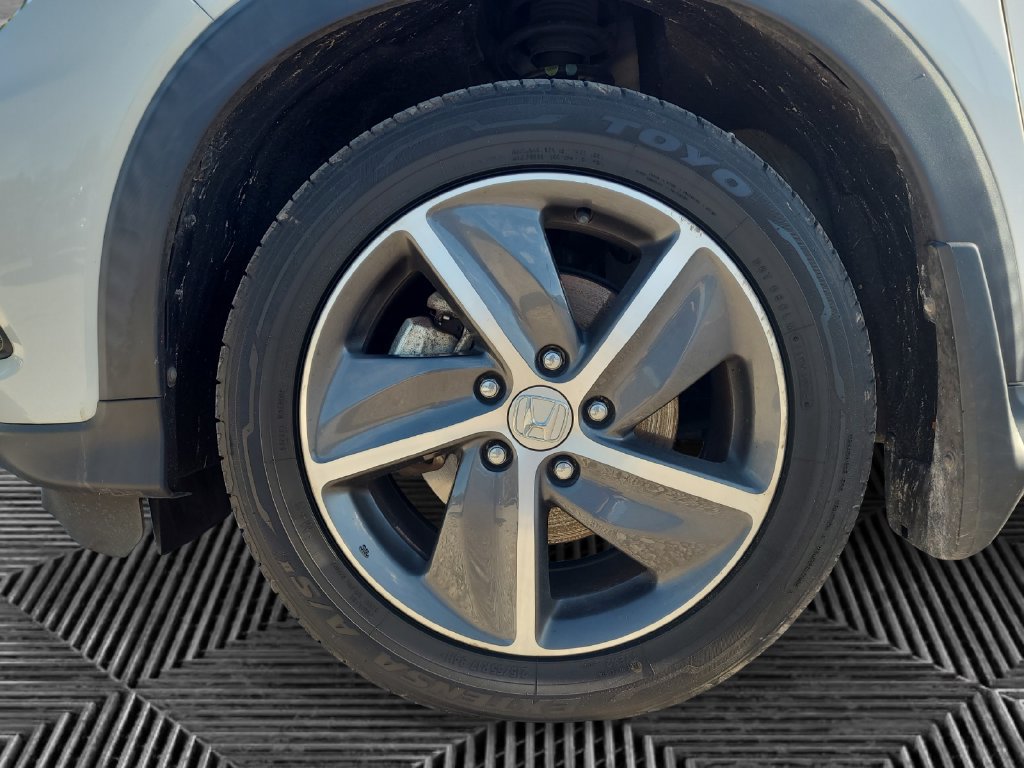 Used 2022 Honda HR-V EX image 14