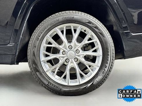 Used 2021 Jeep Grand Cherokee L Summit w/ Advanced Protech Group IV AWD/4WD image 33