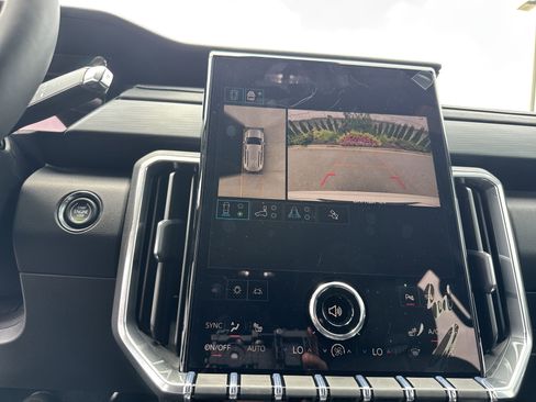 New 2026 GMC Acadia Elevation w/ Elevation Premium Package image 25