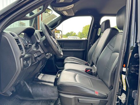 Used 2022 RAM 3500 Tradesman image 13