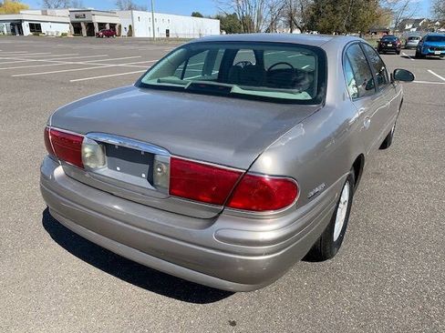 Used 2002 Buick Le Sabre Custom w/ Luxury Pkg image 13