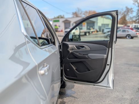 Used 2019 Chevrolet Traverse LT w/ LT Premium Package image 50