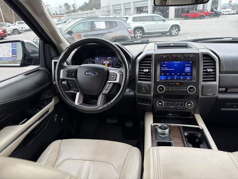 Used 2020 Ford Expedition Platinum image 27