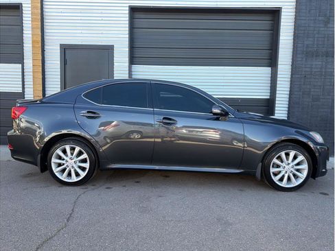 Used 2009 Lexus IS 250 AWD w/ Luxury Plus Pkg image 11