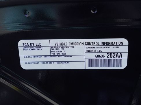 Certified 2024 Jeep Compass Latitude AWD/4WD image 33