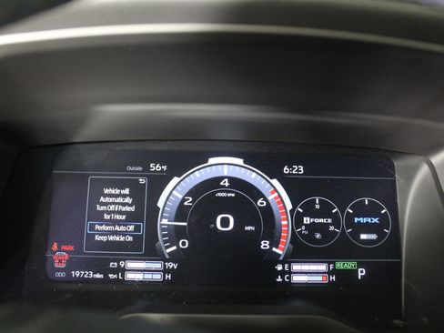 Used 2024 Toyota Sequoia Platinum image 17