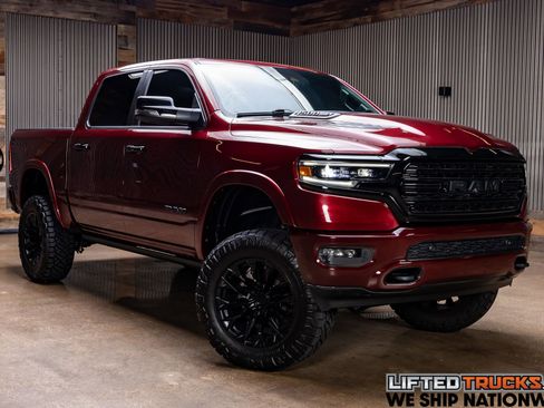 Used 2024 RAM 1500 Limited AWD/4WD image 1