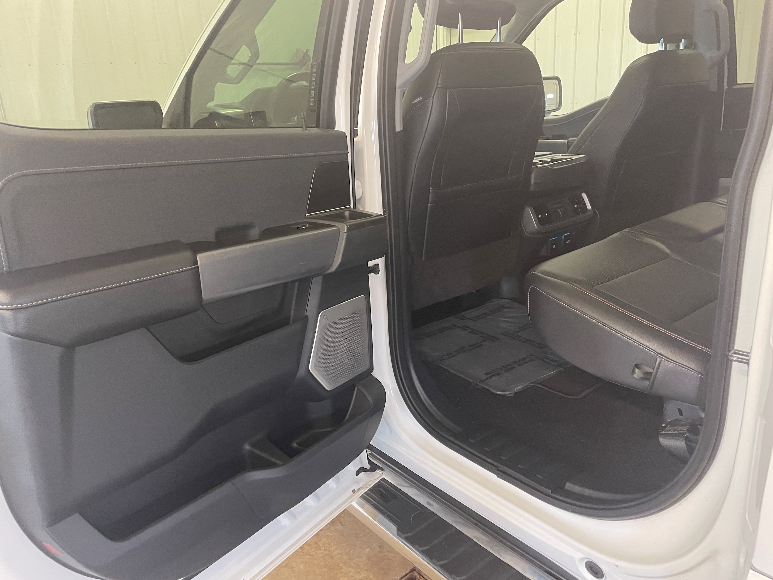 Used 2022 Ford F150 Lariat w/ Equipment Group 502A High AWD/4WD image 21