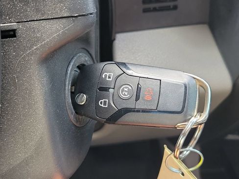 Used 2019 Ford F150 XLT w/ Equipment Group 302A Luxury AWD/4WD image 28