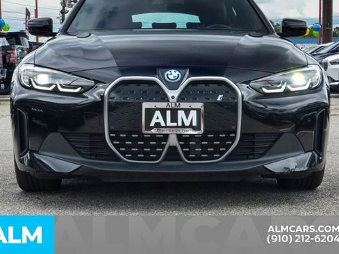 Used 2024 BMW i4 xDrive40i image 9