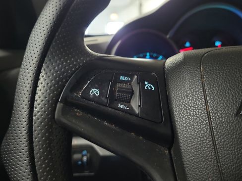 Used 2016 Chevrolet Cruze LT FWD image 23