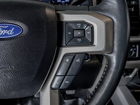 Used 2019 Ford F250 4x4 Crew Cab Super Duty image 17