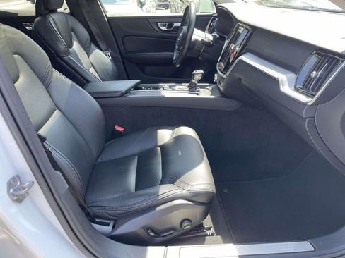 Used 2020 Volvo V60 T5 Cross Country w/ Protection Package Premier AWD/4WD image 18